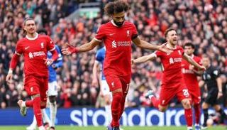 بث مباشر مباراة ليفربول وإيفرتون 