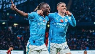 جيرمي دوكو نجم مانشستر سيتي الإنجليزي