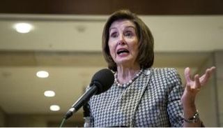 رئيسة مجلس النواب الأمريكي السابقة نانسي بيلوسي