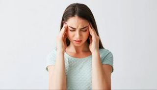 أدوية حرقة المعدة قد تزيد من خطر الإصابة بالصداع النصفي
