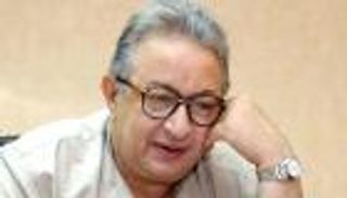 نور الشريف.. حكاية «فنان مثقف» تآمرت عليه الأيام (بروفايل)