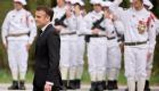 وروسيا المقصودة.. ماكرون يلوح بورقة النووي