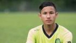 قصة أغنى لاعب في التاريخ.. تفوق على ميسي ورونالدو