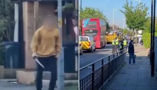 المهاجم حاملا سيفه