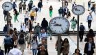 بريطانيا في عيد العمال.. الصناعة تحمل بيانات سلبية وأرقاما سيئة