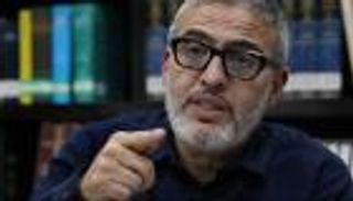 من هو الطبيب الفلسطيني الذي رفضت فرنسا دخوله بقرار ألماني؟