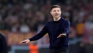 أرقام باير ليفركوزن مع تشابي ألونسو