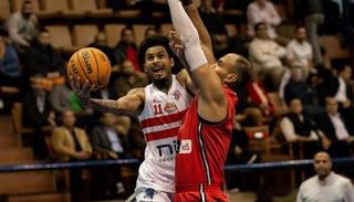 الأهلي ضد الزمالك في كرة السلة نصف نهائي الدوري 