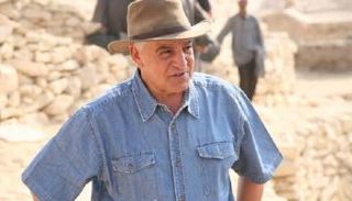 د. زاهي حواس وزير الآثار المصري الأسبق