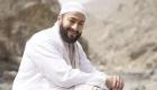 حمادة هلال يكشف عن بطل «غير بشري» في مسلسل «المداح 4» (فيديو)
