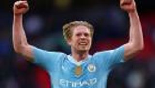 صانع الهدايا الأول.. مودريتش وكروس يتواضعان أمام دي بروين