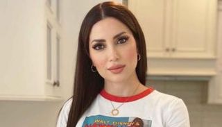 الفنانة السورية نسرين طافش