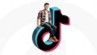 التيك توك يشوه التطلعات المالية للشباب.. شراهة استهلاكية وديون بلا حكمة