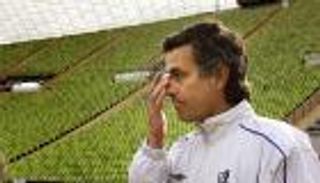 قصة اختفاء جوزيه مورينيو في سلة غسيل بدوري أبطال أوروبا