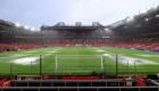 أمطار أولد ترافورد تدعم خطط راتكليف في مانشستر يونايتد (فيديو)