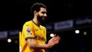 بمساعدة وكيل رونالدو السابق.. هل يطلب «العدو» آيت نوري؟