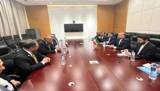 لقاء سابق بين وزيري خارجية مصر وإيران