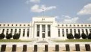 تهديد خطير ينسف جهود الفيدرالي الأمريكي في مكافحة التضخم