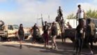 سرطان المليشيات «ينهش» بجسد ليبيا.. ماذا تعني اشتباكات الزاوية الأخيرة؟