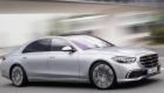 أطول من اللازم.. بريطانيا تطبق سياسة حظر الركن على هذه السيارات