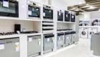 مقصلة «حماية المنافسة» تصيب 8 شركات.. هل تستقر سوق الأجهزة الكهربائية في مصر؟