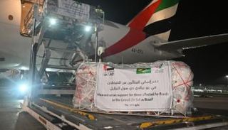 طائرة مساعدات إماراتية