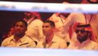 بتوقع مفاجئ.. كريستيانو رونالدو يقتحم سباق لقب الدوري الإنجليزي (فيديو)