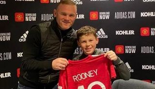 واين روني ونجله كاي