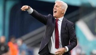 فلاديمير بيتكوفيتش مدرب منتخب الجزائر