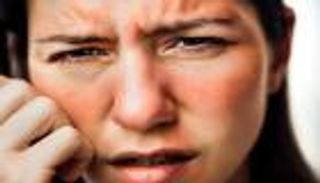 كيفية تشخيص التسمم الشمسي.. وما هي أعراضه وطرق علاجه؟