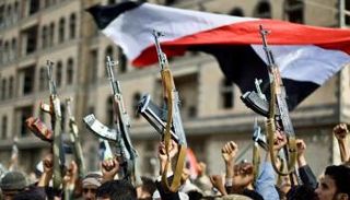 عناصر مسلحة للحوثيين في صنعاء.. أرشيفية