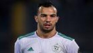 «ما يحدث عيب».. جمال بلعمري ينتقد مدرب منتخب الجزائر