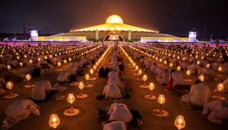 يوم اكتمال القمر 2024