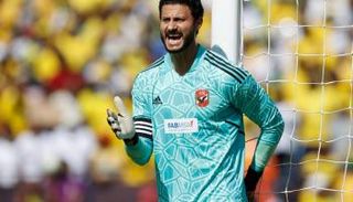 محمد الشناوي حارس مرمى الأهلي المصري