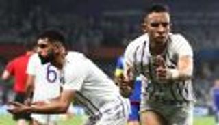 بين أمرابط ورحيمي.. سفيان ملك متوج من إنجلترا إلى آسيا