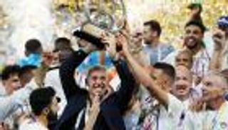 إلى مونديال الأندية.. احتفالات أرجنتينية بإنجاز كريسبو مع العين الإماراتي