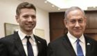 نار فيديو «الجندي الملثم» تلفح نتنياهو وعائلته.. نجله متهم بالتمرد