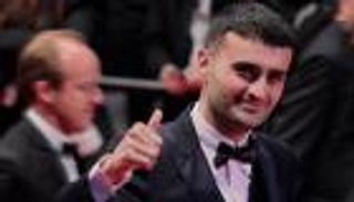 «لا أفعل شيئا خاطئا».. الشيف بوراك يثير الجدل في مهرجان كان (فيديو)