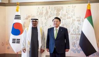 الشيخ محمد بن زايد آل نهيان ورئيس كوريا الجنوبية
