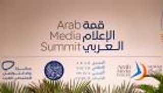 صحفيون وإعلاميون: الإعلام العربي مطالب بمخاطبة العالم بلغته
