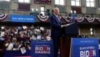 جرس إنذار.. شمس إنجازات بايدن تغيب عن الناخبين من أصل أفريقي