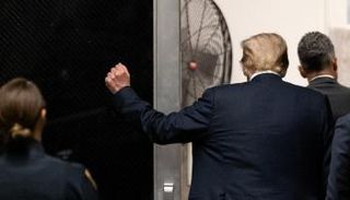 محاكمة ترامب بتهمة تزوير سجلات في نيويورك