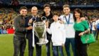 خلف الأساطير.. 5 نساء صنعن المجد في دوري أبطال أوروبا