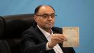 حقانيان يترشح لرئاسة إيران.. هل يصعقه «التيار الكهربائي»؟