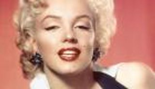 مارلين مونرو.. سر رحيل «أيقونة الإغراء» عارية على سريرها (بروفايل)
