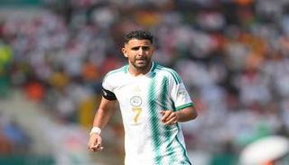 رياض محرز نجم منتخب الجزائر