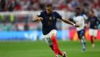 بيلينغهام يحرج أنشيلوتي.. «كوكب آخر» ينتظر ريال مدريد مع مبابي