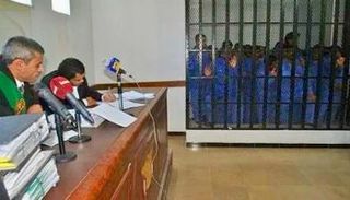 جانب من محاكمة يمنيين أمام قضاة بلا ولاية قانونية