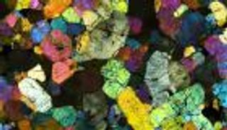 بنية الكوكب الأحمر.. ماذا تخبرنا النيازك المريخية؟