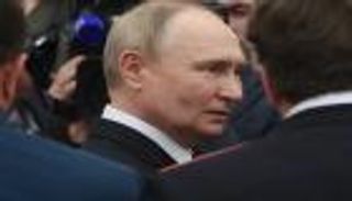 بوتين بسترات واقية من الرصاص.. درع أم حذر؟